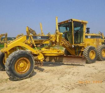 2000 Caterpillar 12H