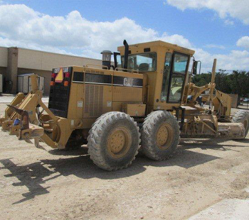 2000 Caterpillar 140H