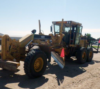 1999 Caterpillar 140HNA