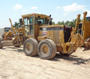2000 Caterpillar 140H-VHP