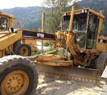 2000 Caterpillar 160H