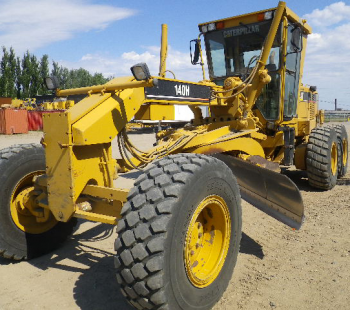 2000  Caterpillar 140H