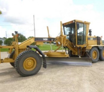 2002 Caterpillar 140HNA