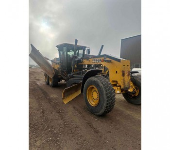 2013 John Deere 772G