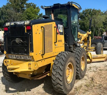 2010 Caterpillar 12M