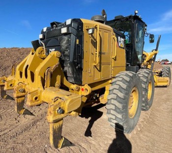 2017 Caterpillar 12M3AWD