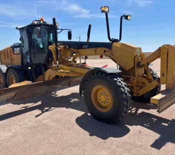 2017 Caterpillar 12M3
