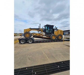 2013 Caterpillar 12M2