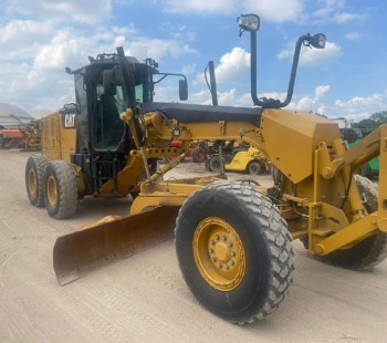 2014 Caterpillar 12M2