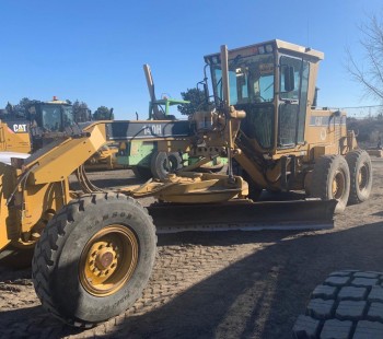 1998 Caterpillar 140H