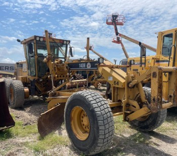2000 Caterpillar 140H