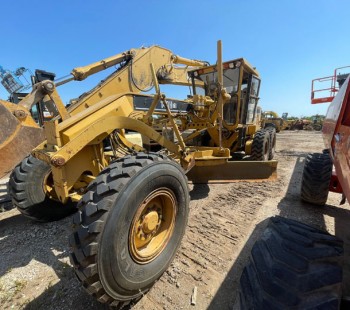 2000 Caterpillar 140H