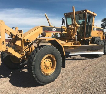2004 Caterpillar 140H