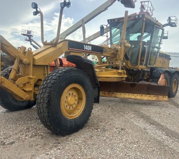 2005 Caterpillar 140H