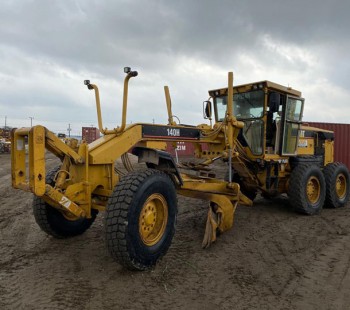 2005 Caterpillar 140H VHP