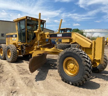 2001 Caterpillar 140HNA