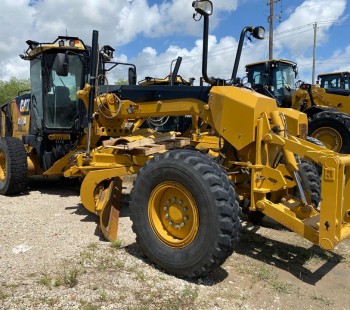 2010 Caterpillar 140M