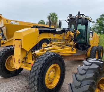 2012 Caterpillar 140M2