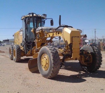 2011 Caterpillar 140M2