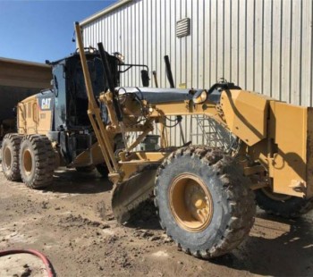 2015 Caterpillar 140M3