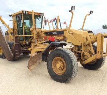 2002 Caterpillar 143H