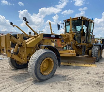 2001 Caterpillar 160H