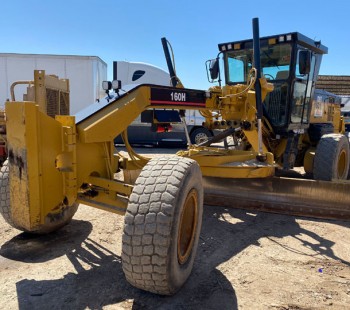 2005 Caterpillar 160H