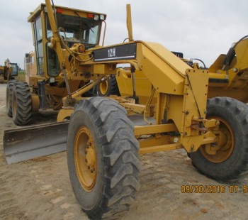 2000 Caterpillar 12H