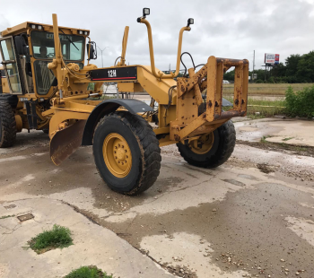 2004 Caterpillar 12H