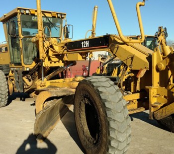2004 Caterpillar 12H