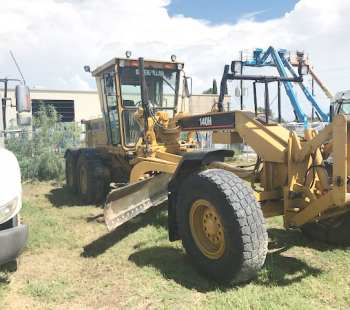 2000 Caterpillar 140H