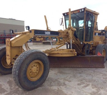2000 Caterpillar Cat 140H