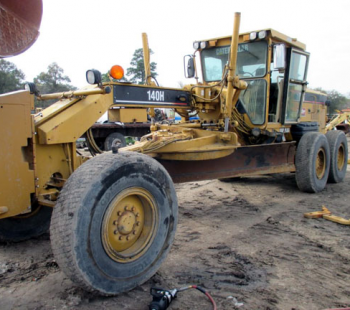 2003 Caterpillar 140H