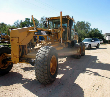 2005 Caterpillar 143H