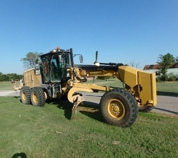 2018 Caterpillar 12M3