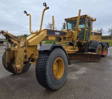 2004 Caterpillar 140H