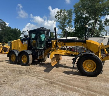 2015 Caterpillar 12M3