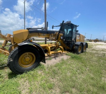 2018 Caterpillar 12M3