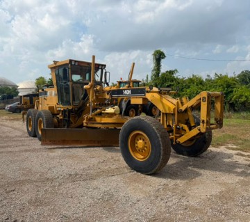 2000 Caterpillar 140H