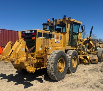 2002 Caterpillar 140H VHP