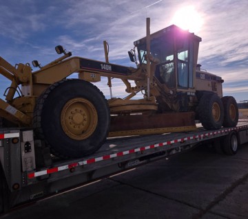 2004 Caterpillar 140HNA