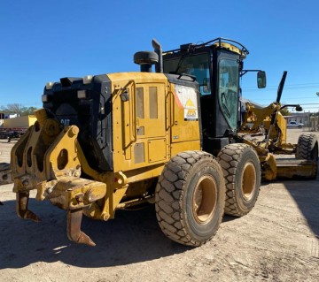 2011 Caterpillar 140M2